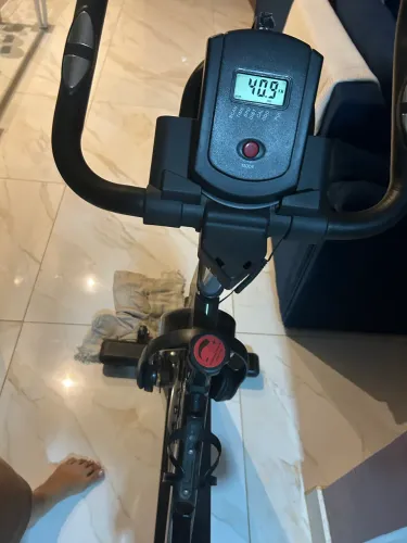 Bicicleta ergométrica telefone: *70