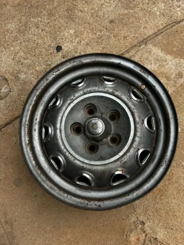 Roda rallye Dodge Charger RT com argolas original Mopar R/T