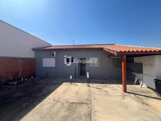 Edícula à venda, 2 quartos, 2 vagas, Parque São Matheus - Piracicaba/SP