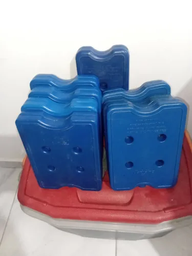 Gelo reutilizável pra caixa térmica ou de isopor 