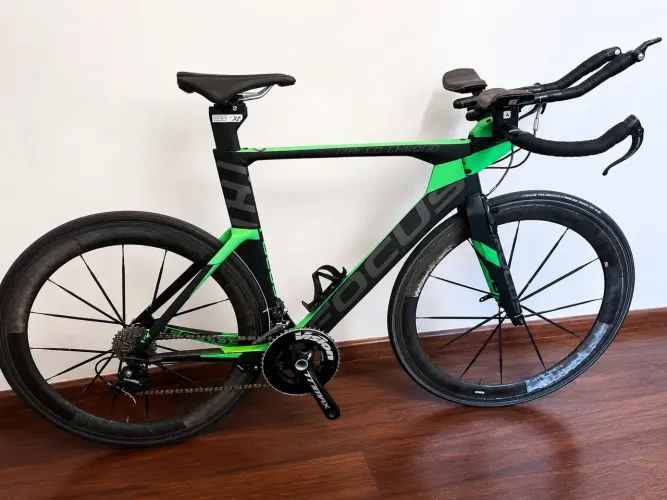 Focus TT shimano 105