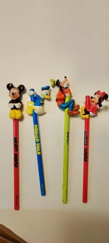 Lote com 10 lápis vintage Disney oficial década de 90