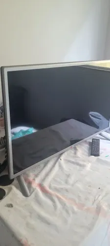 TV USADA (NÃO É SMART)