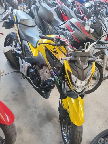 Honda CB TWISTER 300F Vitória Motors