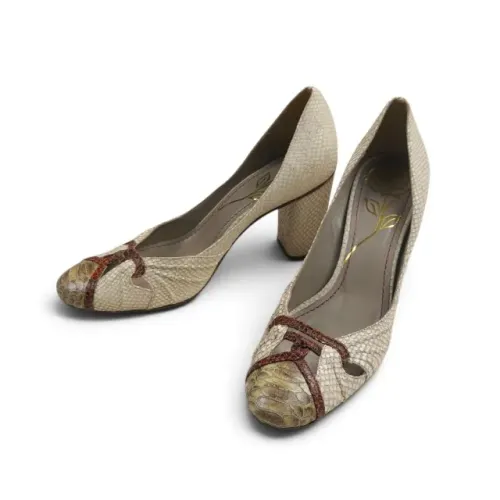 Scarpin Francesca Giobbi Bege Marrom Texturizado Salto Alto Elegante Grife Semi Novo