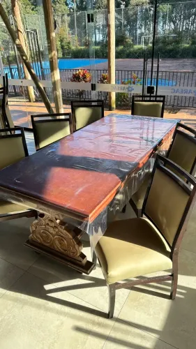 Mesa de jantar retangular 