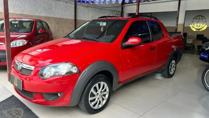 Fiat Strada Trekking 1.6 16V Locker Flex CD 2014