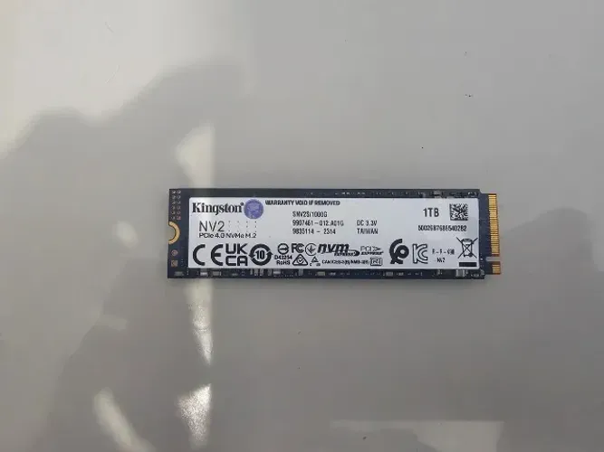 SSD 1TB Kingston, NVMe, Leitura 3500MB/s, Gravação 2100MB/s + Dissipador