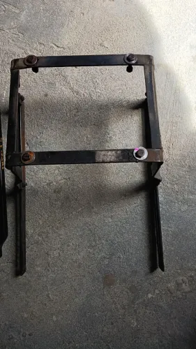 Suporte baú Para Crosser 150
