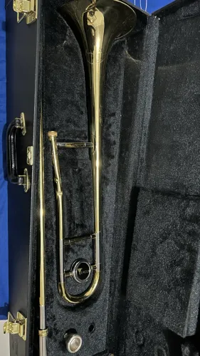 Vende-se Trombone de Vara Eagle TV 600