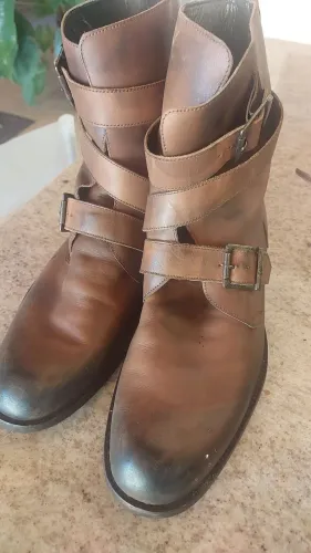 Bota couro TNG 41/42