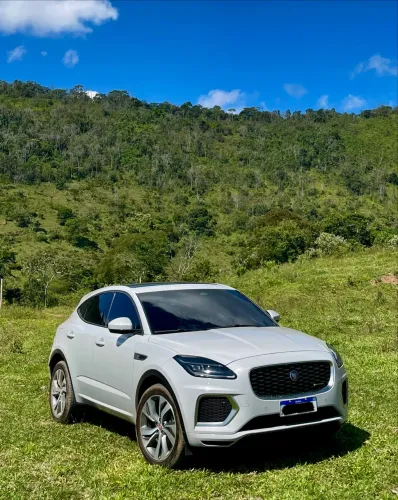 Jaguar E-Pace R-dynamic SE 2.0 AWD 250cv Aut. 2023