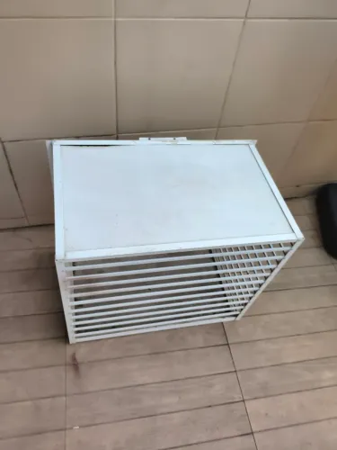 Grade de ar condicionado em alumínio branco