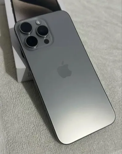 IPHONE 15 PRO MAX - titanium 512GB