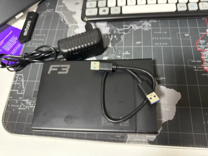 HD + Case para uso externo 