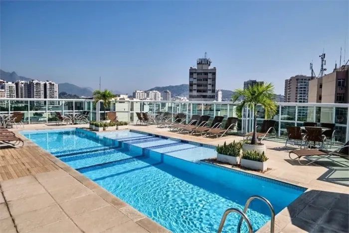 Apartamento à venda com 2 quartos, sendo 1 suíte, no condomínio Stilo Tijuca Residence, Ri