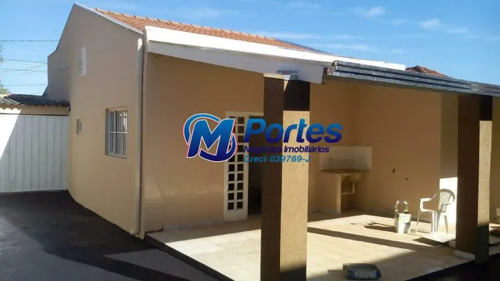 Casa à venda, Vila Ipiranga, 3 quartos, 1 apartamento, 2 banheiros, 2 vagas, 308 m²