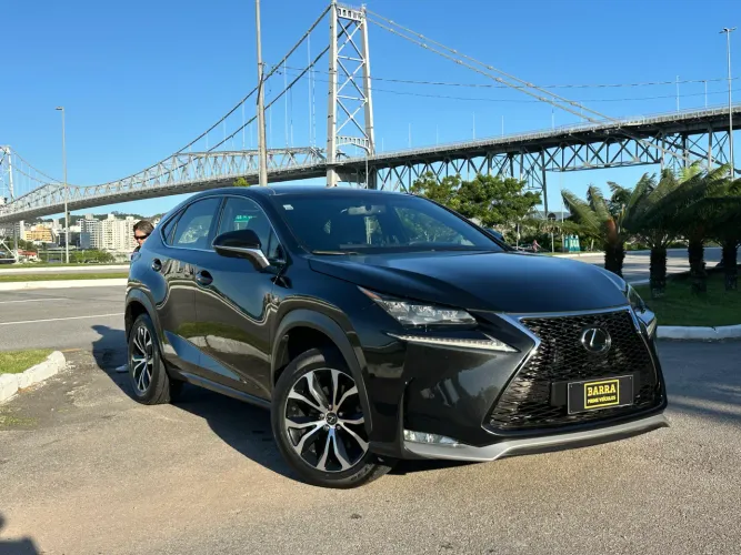 Lexus NX-200T F-sport 2.0 16V 238cv Aut. 2016