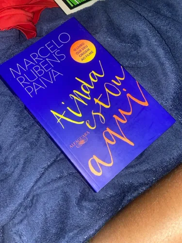 Vende- se livro ? Ainda estou aqui?