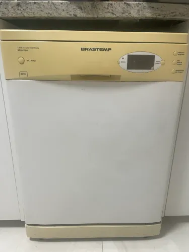 Maquina de Lavar Louças Brastemp 220