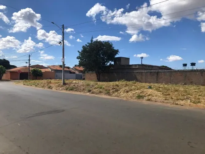 LOTE JARDIM BOA ESPERANÇA 424 m² - Aparecida de Goiania