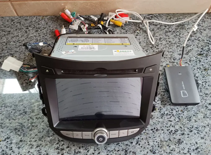Vendo Central Multimídia Aikon Hyundai HB20 AK-40120W, com módulo box, funcionando. Leia.