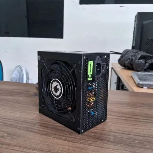 PROMOÇÃO IMPERDÍVEL ? FONTE REAL GAMER 550W
