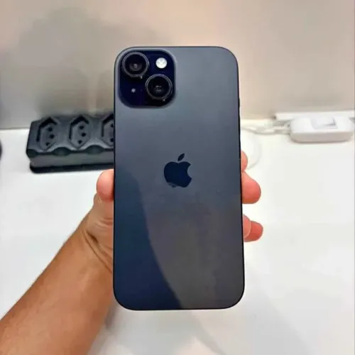 iPhone 15 + Carregador + Capa