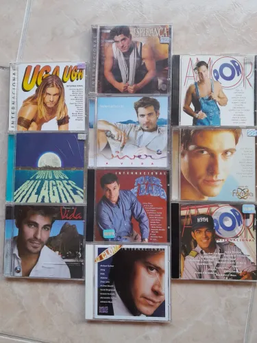 Trilhas Sonoras de Novelas - 10 cds Coleção- Flashback Anos 1990/2000 Ótimo estado