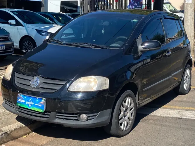 Volkswagen Fox 1.6 MI Total Flex 8V 5P 2006