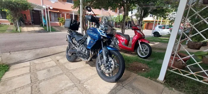 Tiger 800 XRX único dono