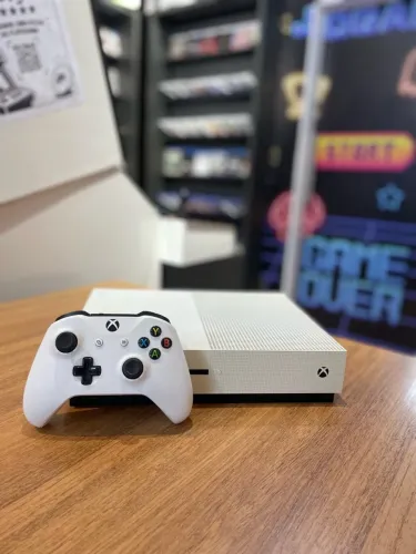 Xbox One S 500 GB - Loja Game House - Oferecemos Garantia 