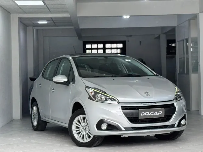 Peugeot 208 Allure 1.2 Flex 12V 5P Mec. 2019