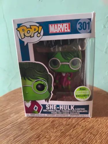 Pop Funko 301 - She-Hulk - Lawyer - Funk Exclusive