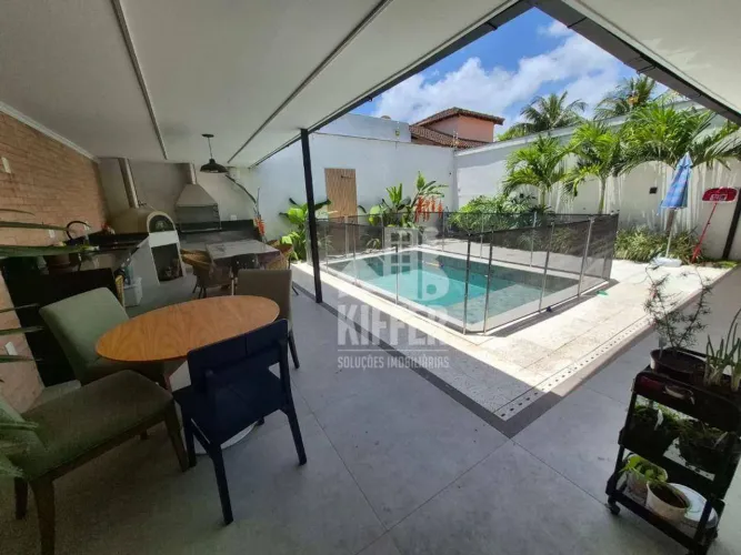 VENDO CASA CAMBOINHAS 3 QUARTOS QUE É UMA JÓIA