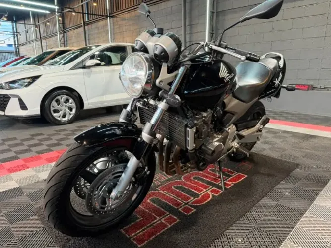 ? HONDA HORNET 2005 - A LENDA DAS NAKED! ?