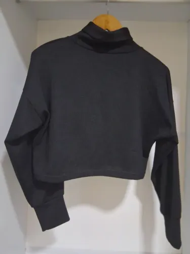 BLUSA LÃ CROPPED GOLA ALTA