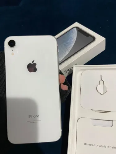 iPhone XR