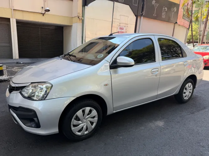 Toyota Etios X Sedan 1.5 Flex 16V 4P Mec. 2018