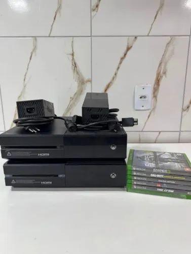 2 XBOX ONE FAT 500GB - LEIA A DESCRIÇÃO