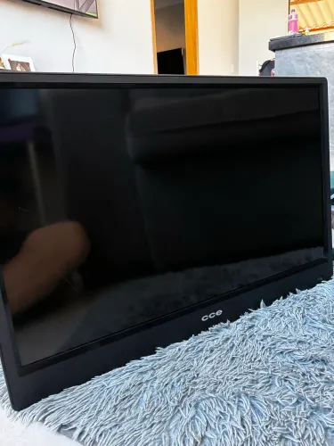 TV CCE 28 polegadas