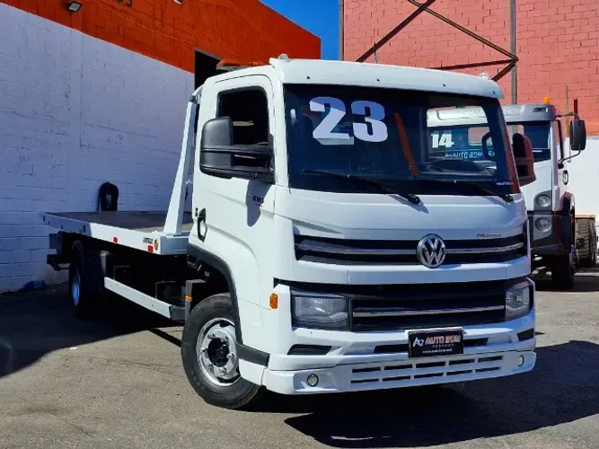 vw 11180 prime 2023 prancha de 6,20mts e asa delta