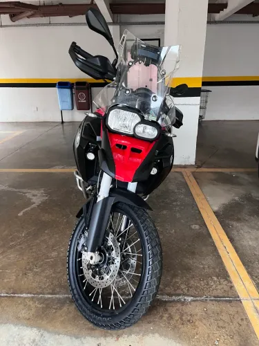 GS 800 ADVENTURE