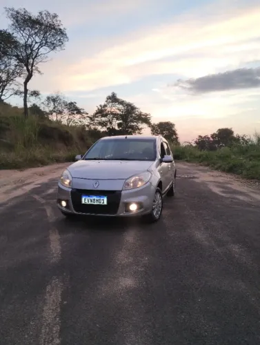 Renault Sandero Privilège Hi-flex 1.6 8V 5P 2012