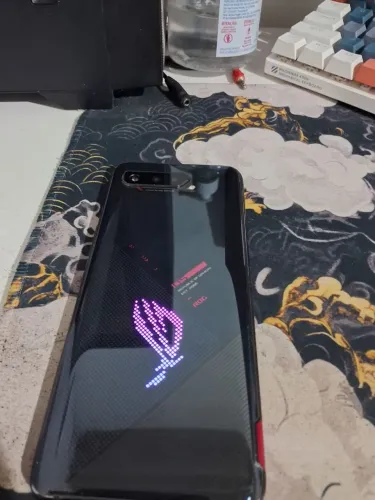 Celular rog phone 5s