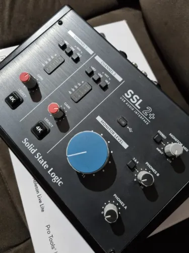 Interface de Audio Solid State Logic SSL 2+