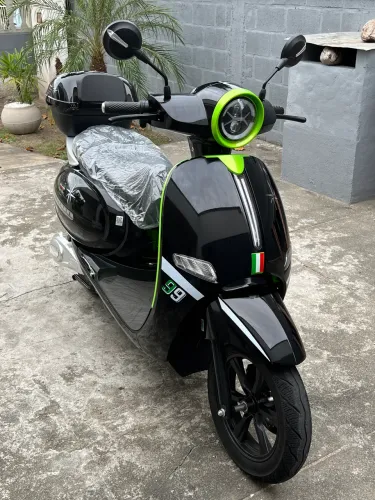Vendo Moto Ventane Milano Italiana 3000W
