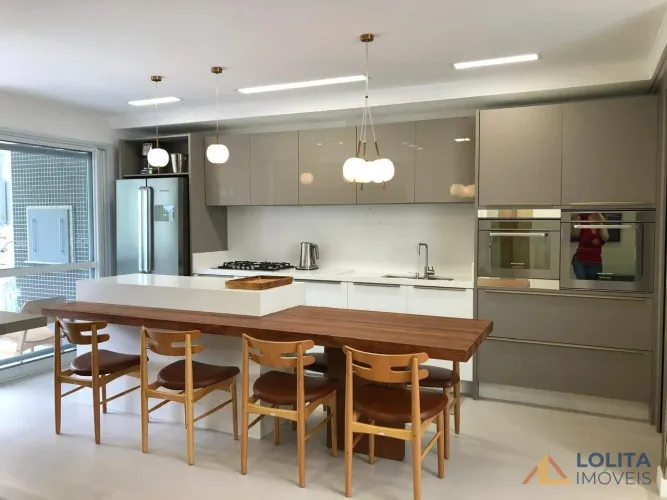 Apartamento para alugar mobiliado com 3 quartos e 2 vagas de garagem