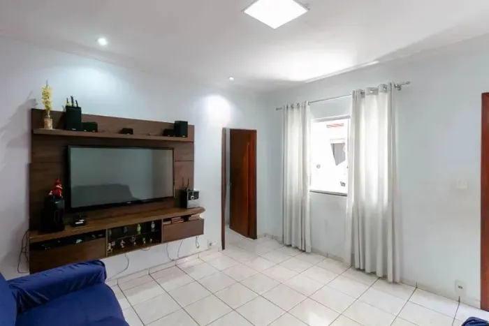 Casa à Venda - Nova Gameleira, 4 Quartos, 600 m2