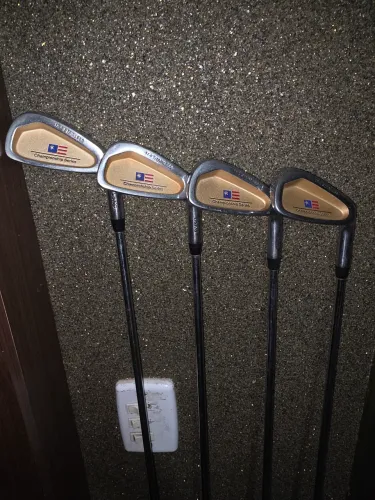 Troco ou vendo 30 tacos de golf por Apple Watch Ultra ou Mac book ou AirPods Max